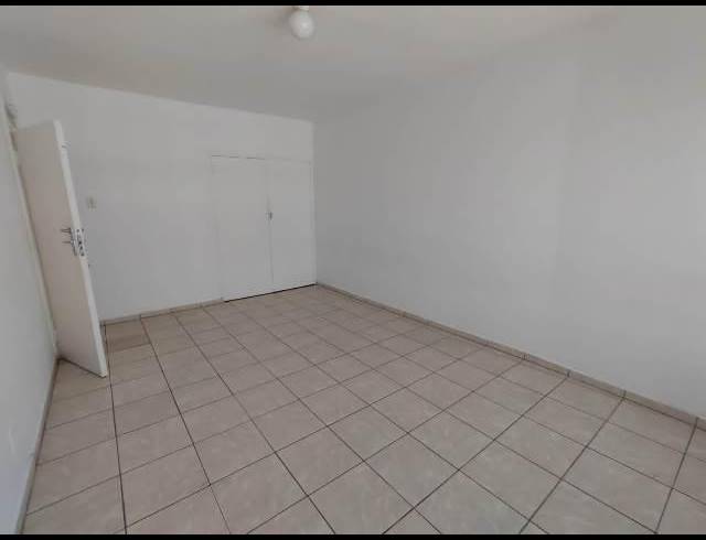 2 BEDROOM APARTMENT FOR SALE IN SOUTH BEACH